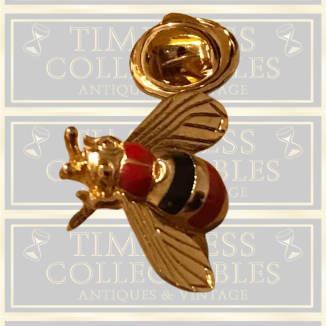 Vintage Bee Brooch Pin On A Leaf