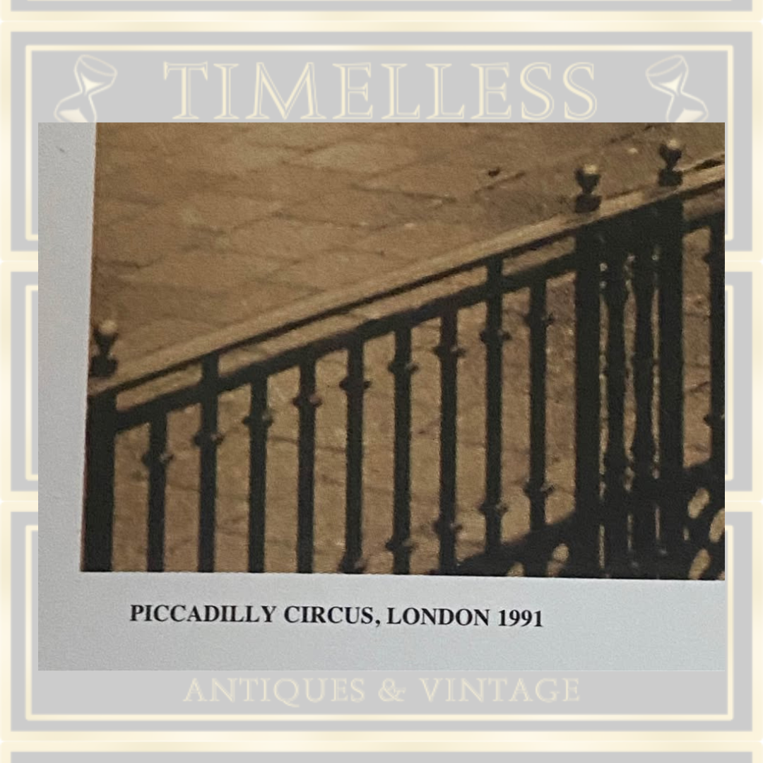 Vintage Quentin c.b.jacobsen London Piccadilly Circus photograph