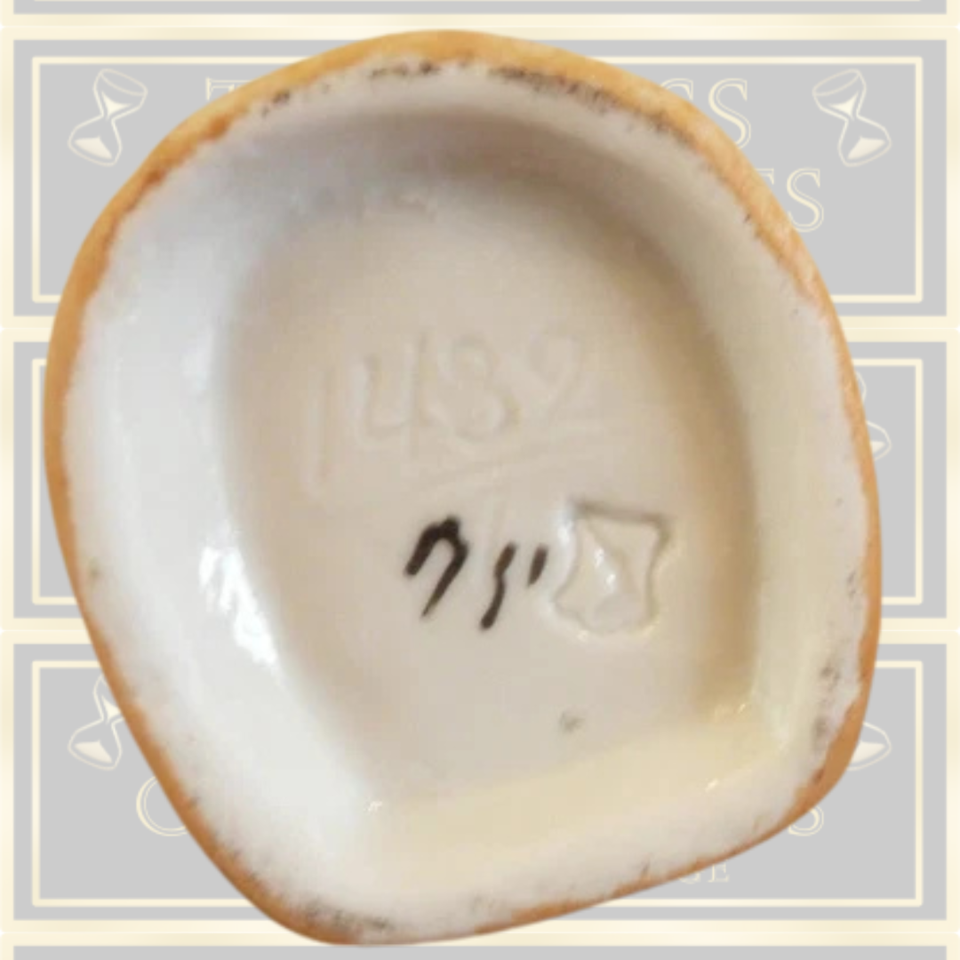 Vintage Pair Porcelain Figurines Lady And Gentleman 18th Century Dress