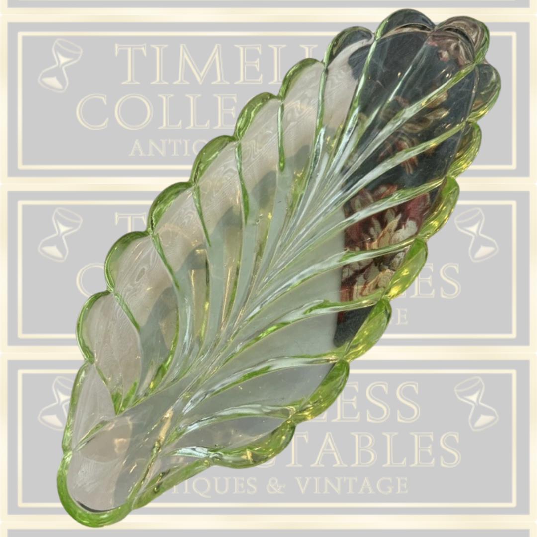 Vintage Large Art Deco Uranium Leaf Glass