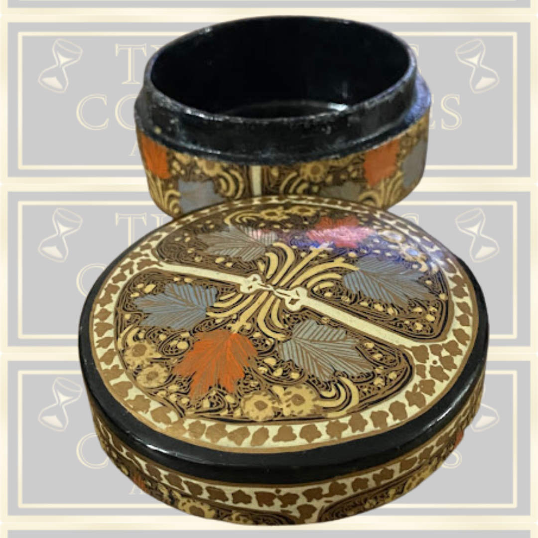 Vintage Hand Painted Lacquer Paper Mache Trinket Box