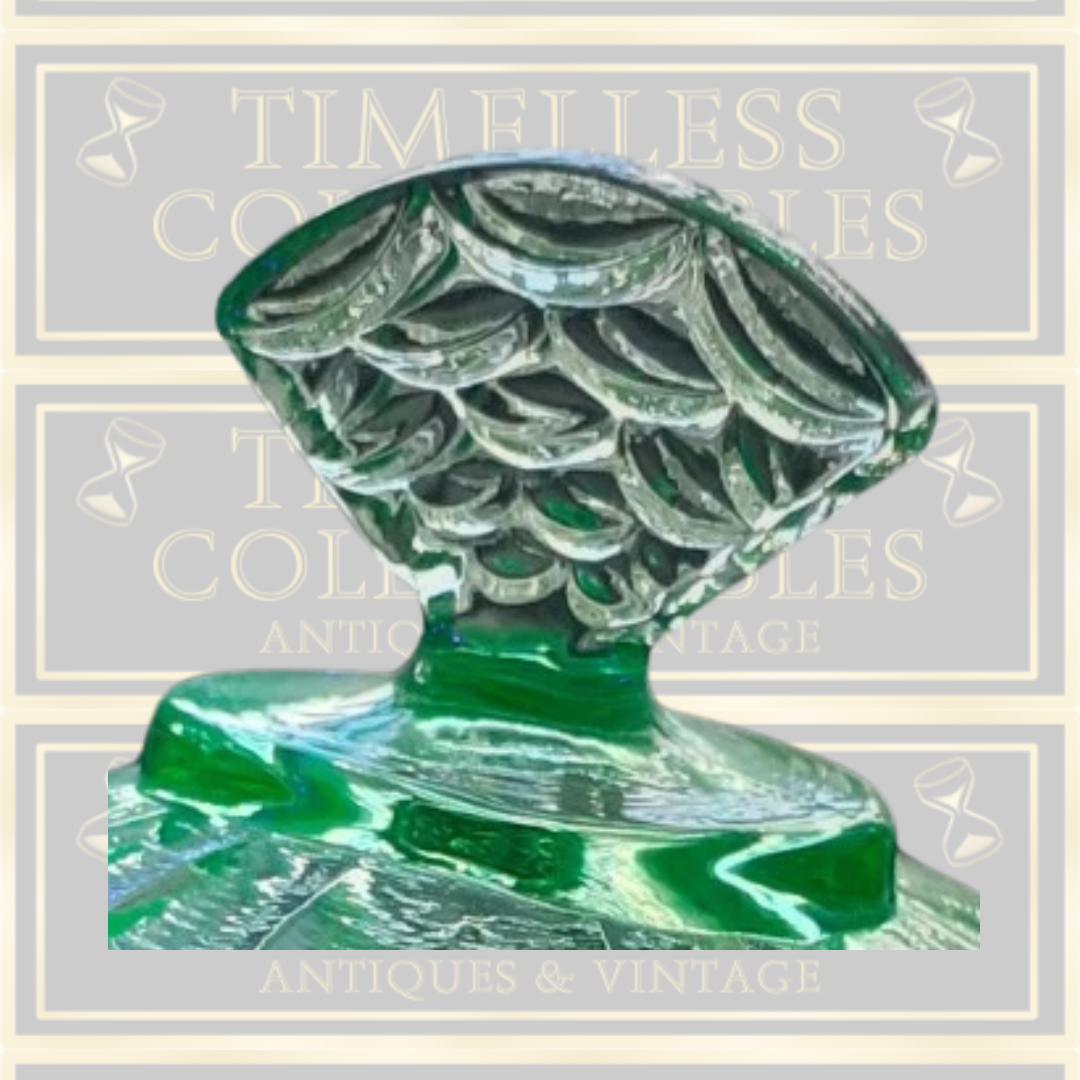 Fantastic Uranium Dressing Table Pot With Lid