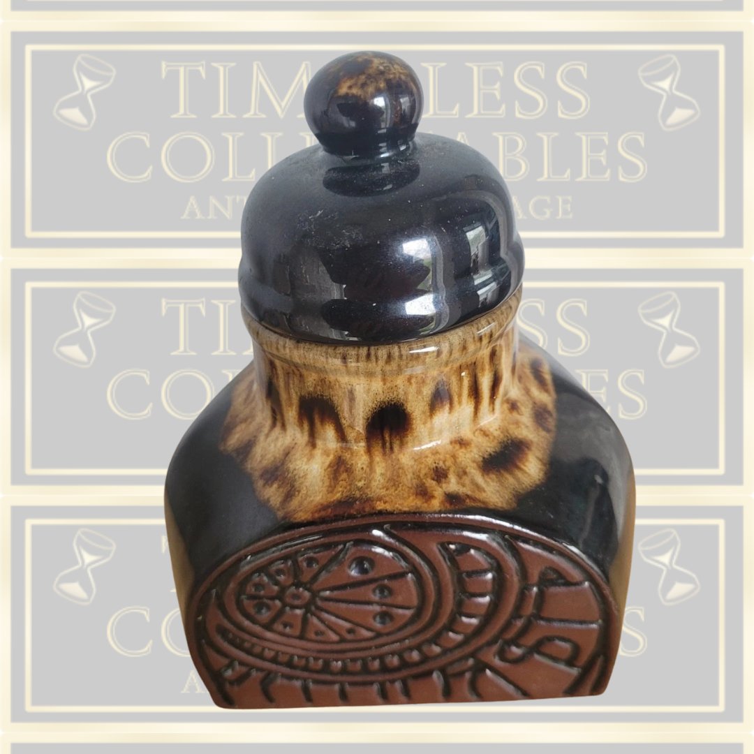 Unusual vintage Fosters Studio Pottery