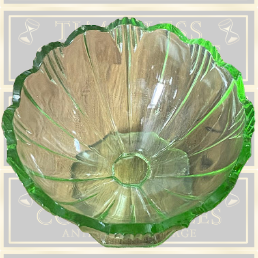 Vintage Art Deco 30's Green Glass Dessert Bowl
