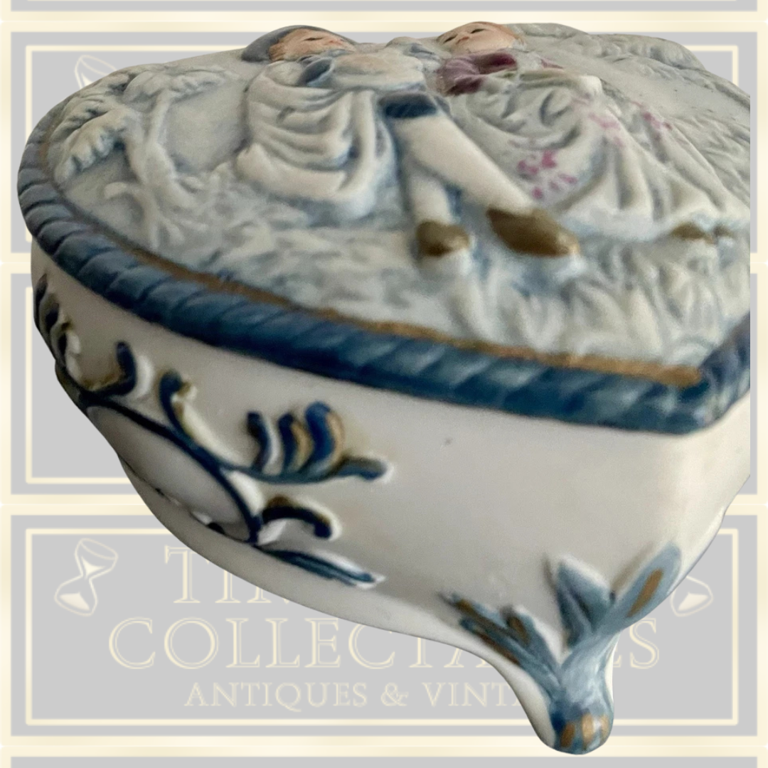 Vintage Japanese Porcelain Trinket Dish With Lid