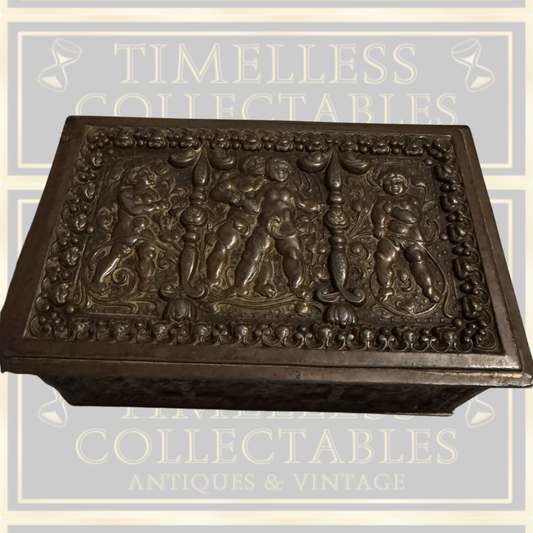 Antique Decorative Bronze Relief Design Putti (Cherubs)