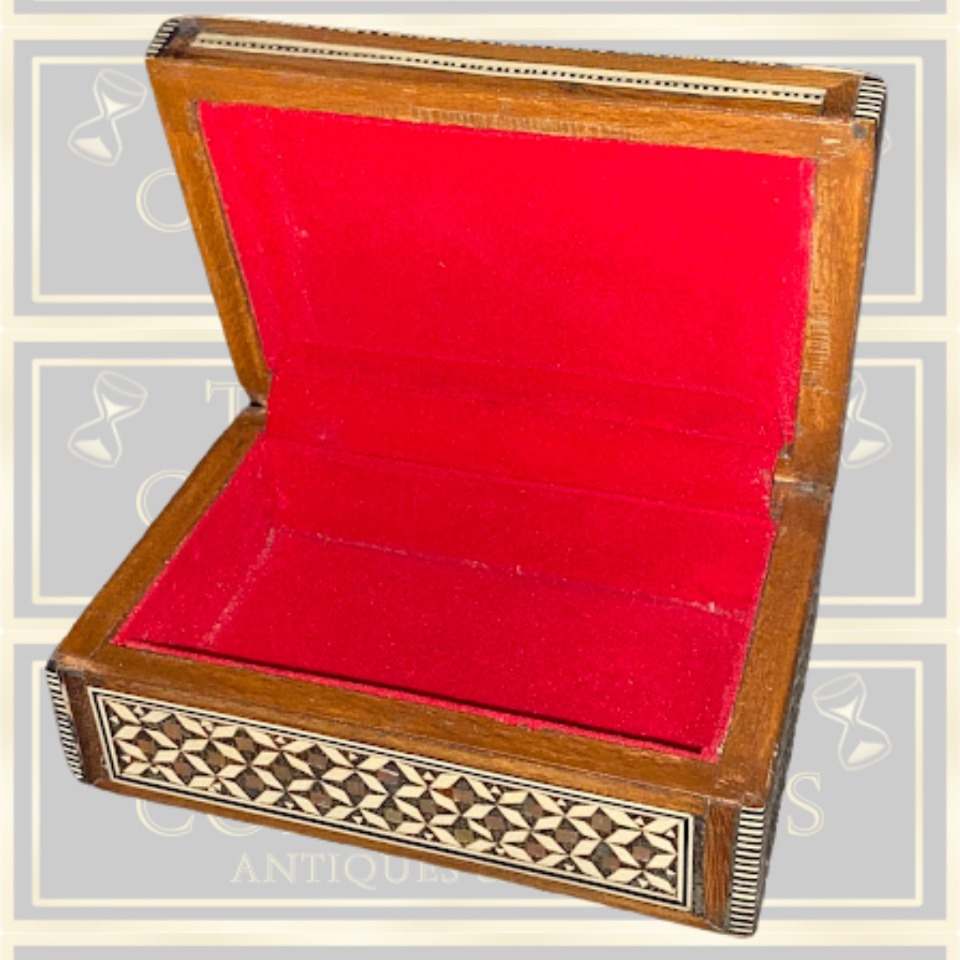 Antique Inlaid Middle Eastern Wooden Mosaic Mother Of Pearl Trinket Box