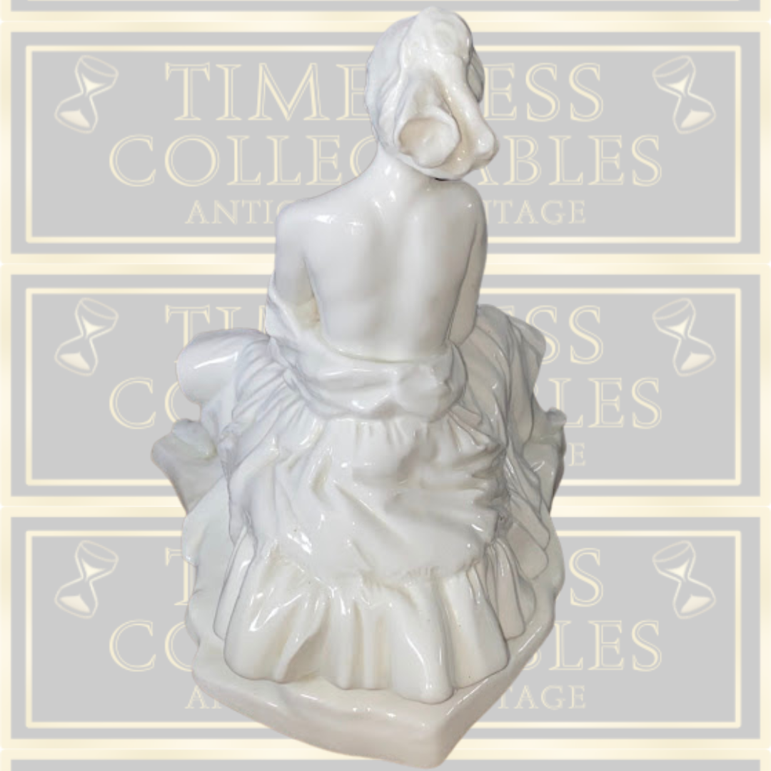 Vintage 1930s Ceramic Art Deco Lady Figurine Soap Holder