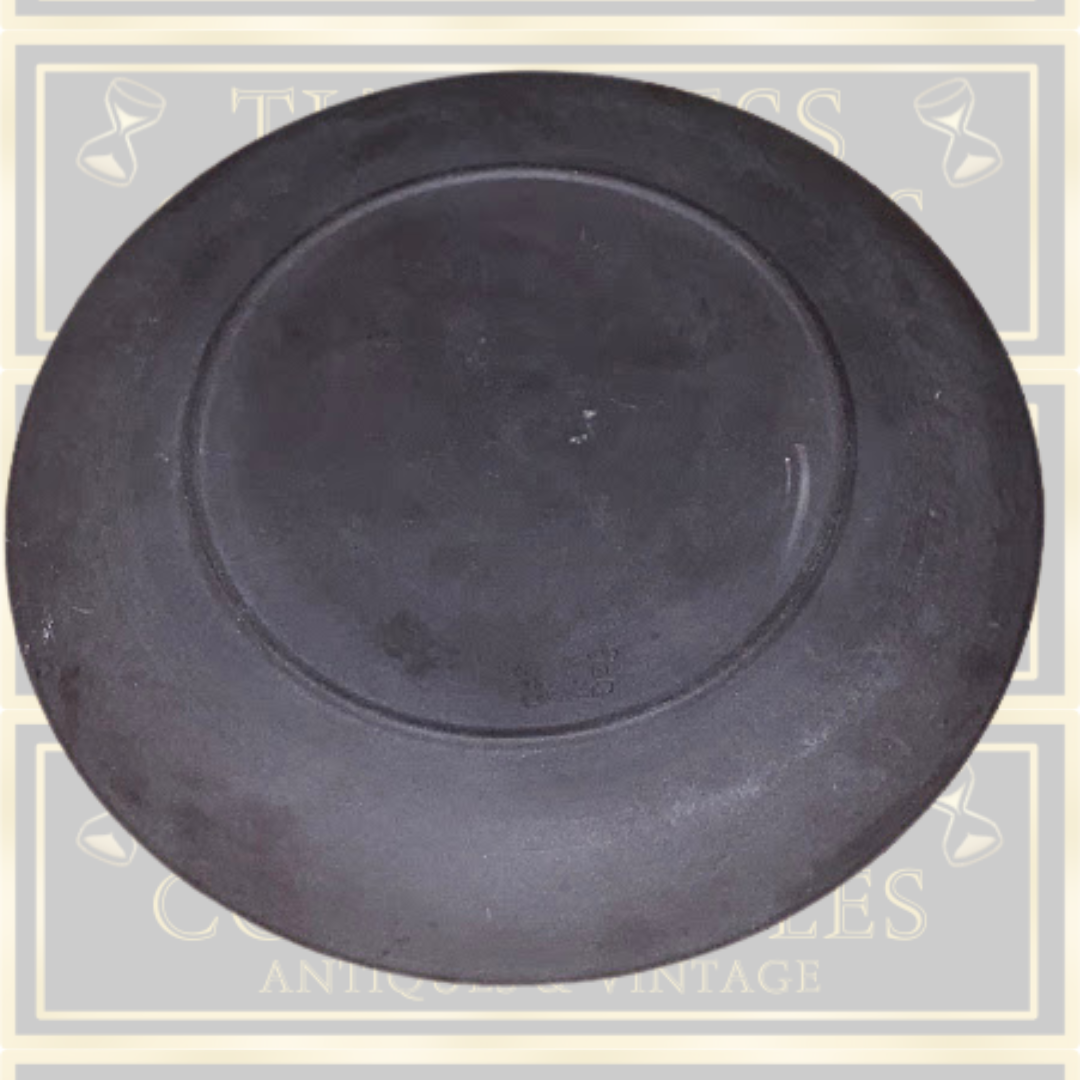 Vintage 1972 Wedgwood Black Basalt Munich Olympic Plate – Gold Inscription
