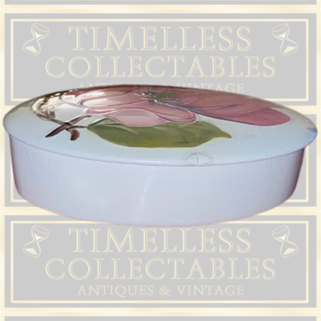 Moorcroft Pottery Magnolia Covered Trinket Box