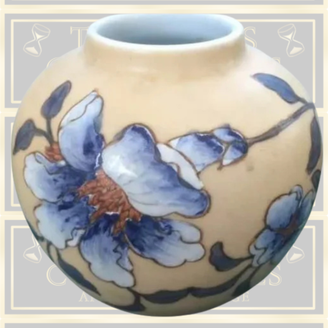 Vintage Chinese Porcelain Floral Design Ginger Jar Stamped