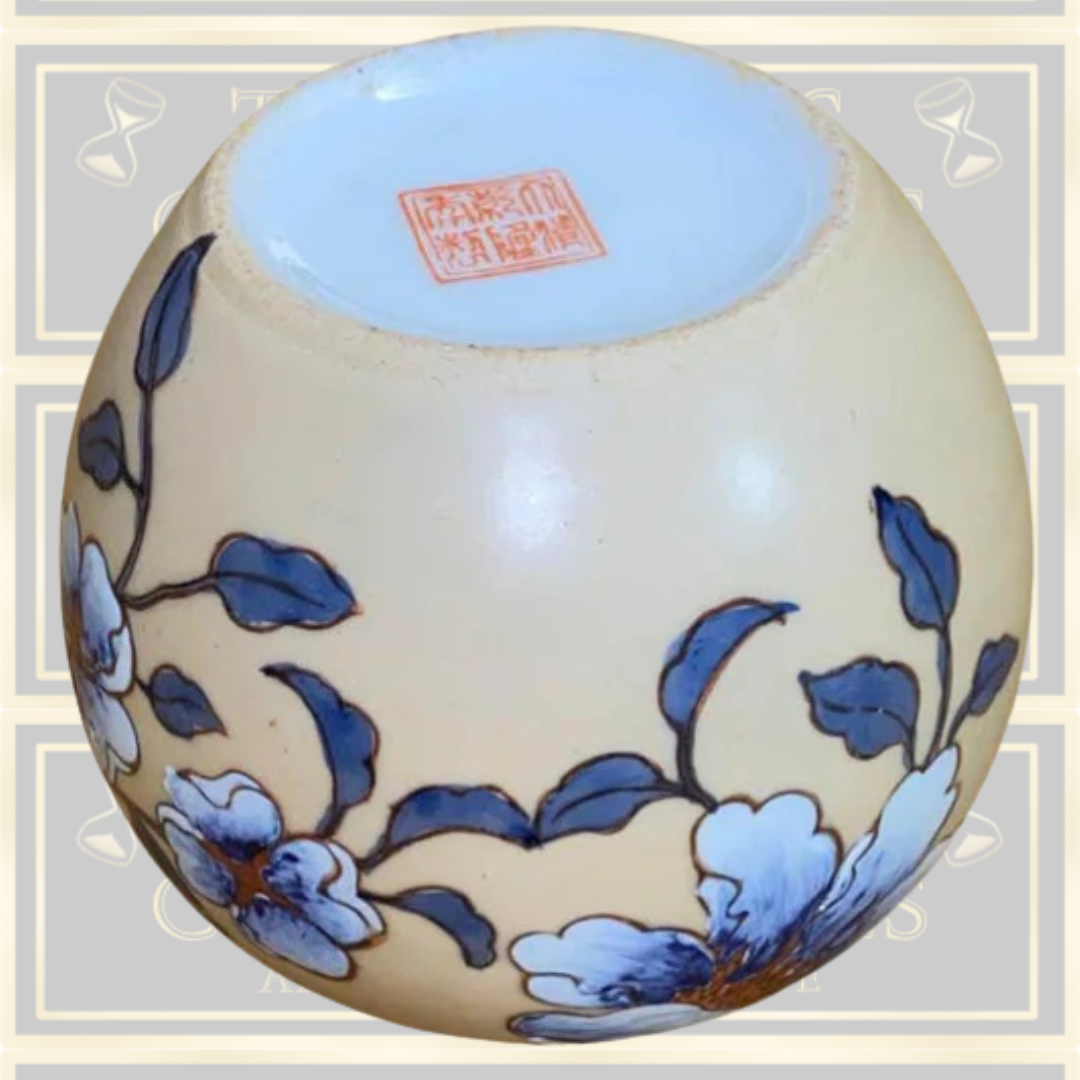 Vintage Chinese Porcelain Floral Design Ginger Jar Stamped
