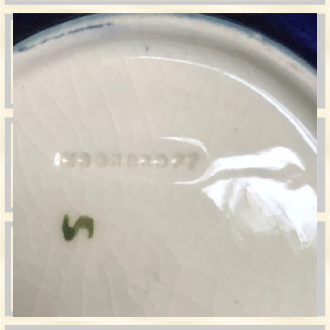 Vintage Moorcroft Pottery Triangular Ashtray