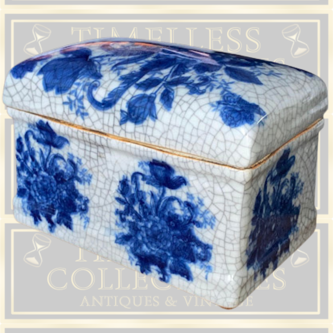 Antique Blue White porcelain Crackle Glaze Lidded Tea Caddy/Box