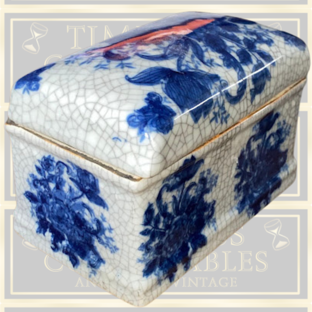 Antique Blue White porcelain Crackle Glaze Lidded Tea Caddy/Box