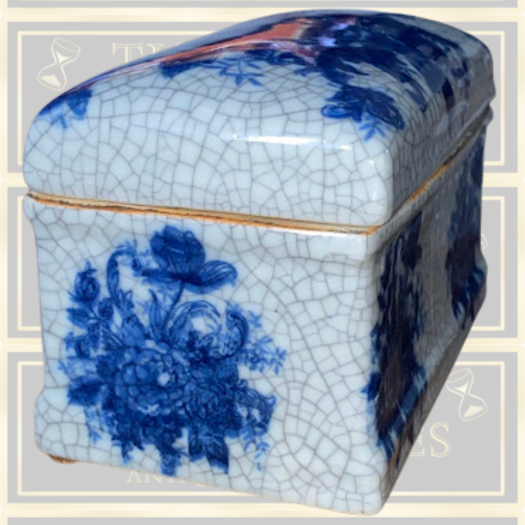 Antique Blue White porcelain Crackle Glaze Lidded Tea Caddy/Box