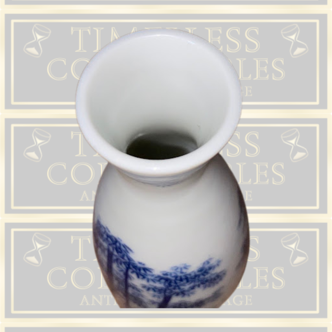 Japanese Porcelain Sake Tokkuri Blue And White Bamboo Design Bottle