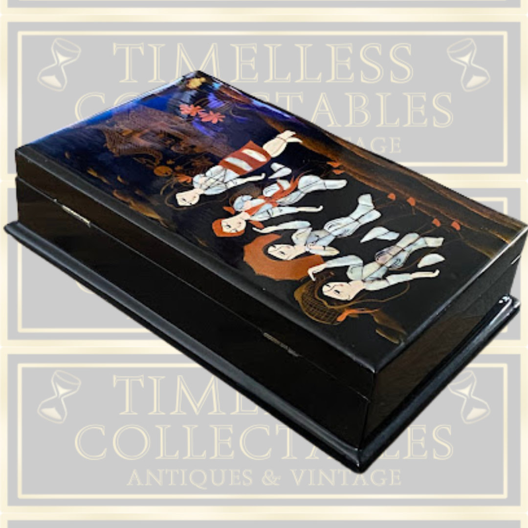 Vintage Black Lacquered Japanese Jewellery Box