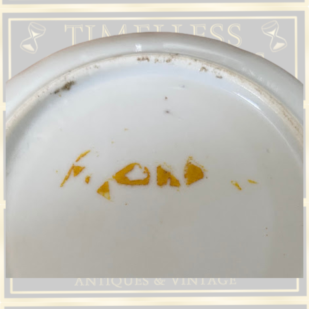 Antique Chinese Qing Porcelain Berry Bowl Blue & White Gilded
