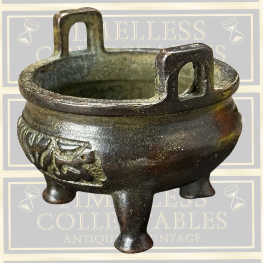 Antique Small Bronze Chinese Bronze Tripod Incense Burner