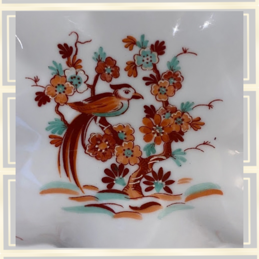 Vintage Porcelain Bowl Scalloped Gold-Trimmed Central Bird & Floral Footed Bowl