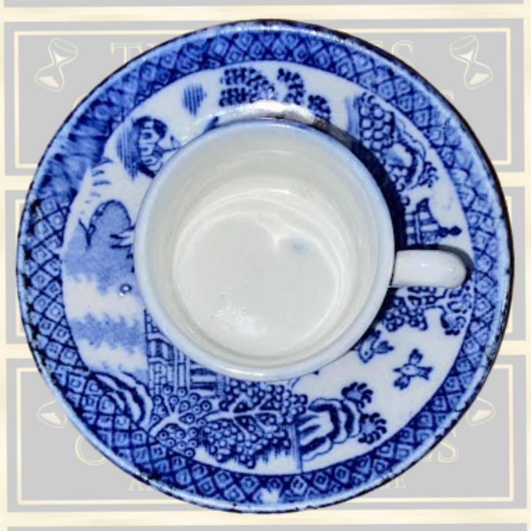 Antique Pair Demitasse Coffee Cups and Saucers Blue Willow Pattern