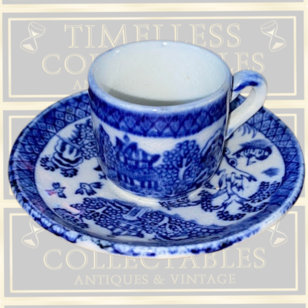 Antique Pair Demitasse Coffee Cups and Saucers Blue Willow Pattern