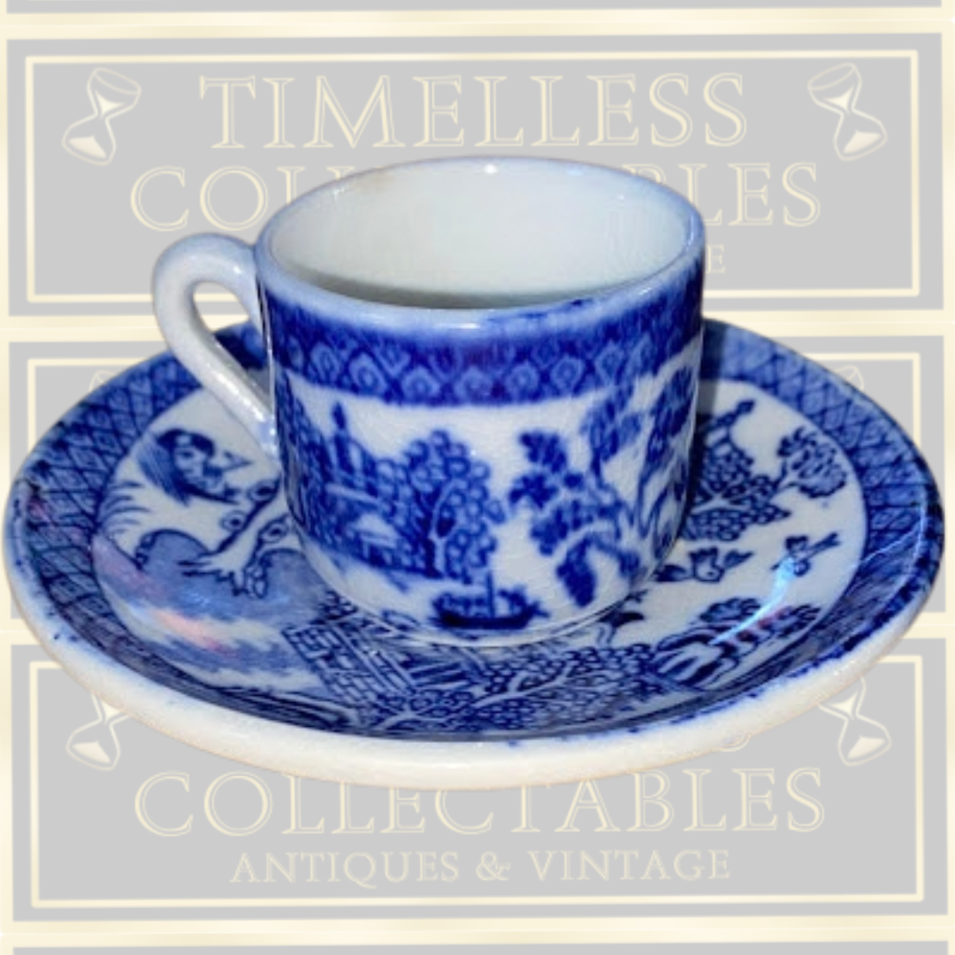 Antique Pair Demitasse Coffee Cups and Saucers Blue Willow Pattern