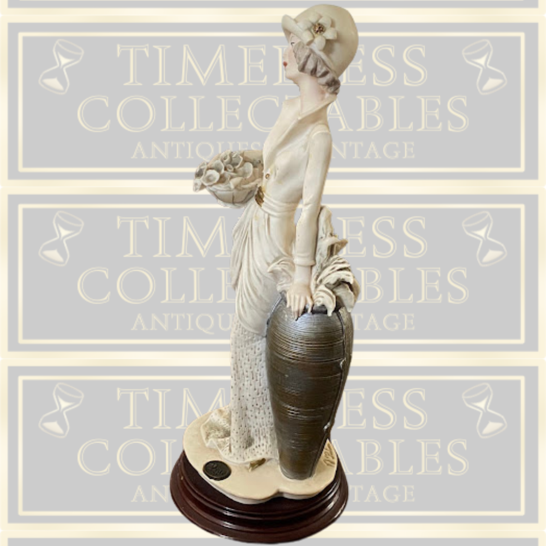 Vintage Auro Belcari Art Deco figurine