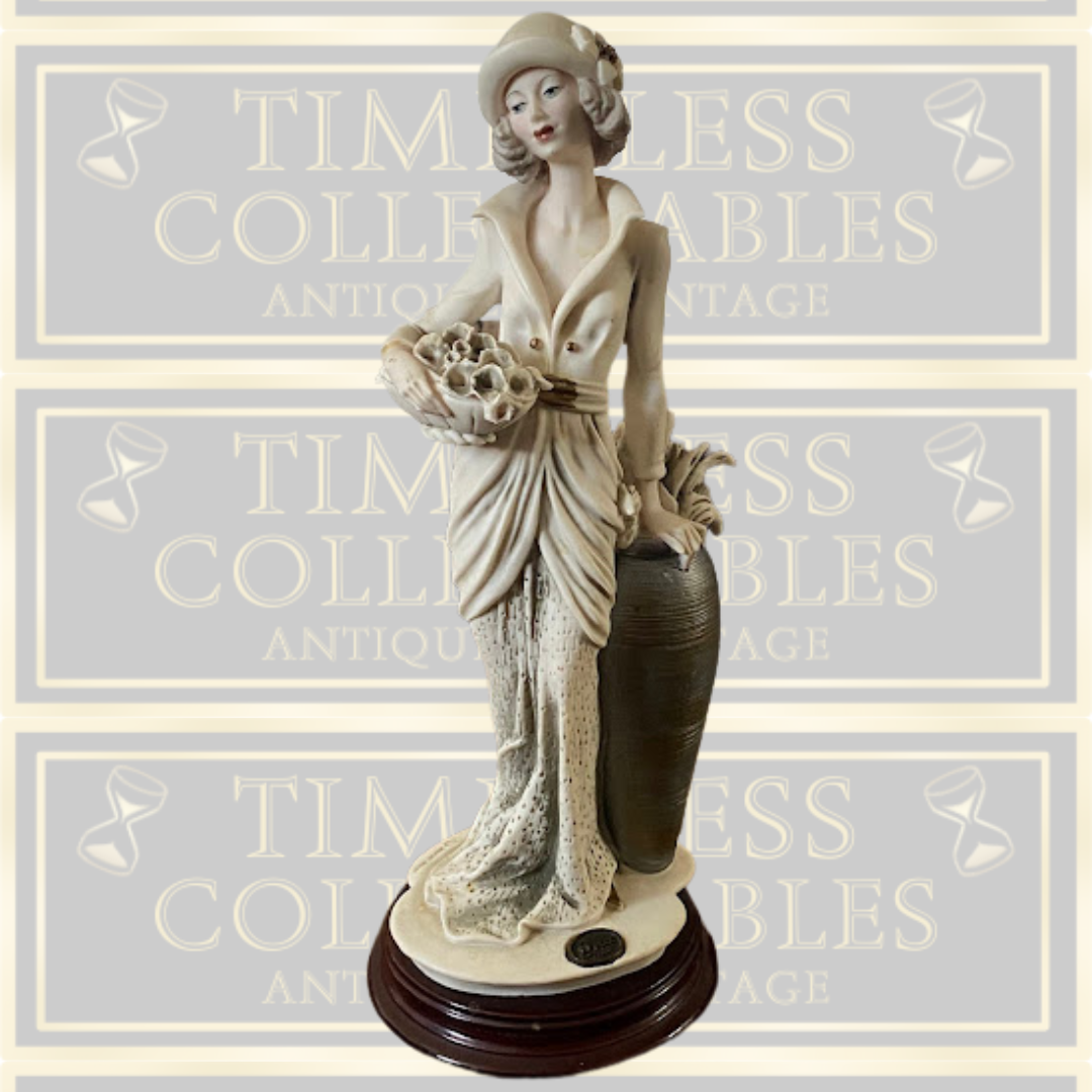 Vintage Auro Belcari Art Deco figurine