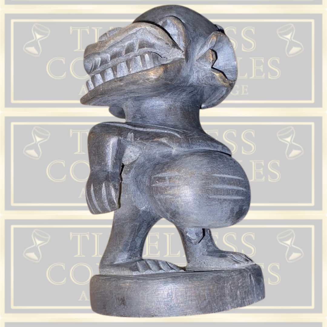 Vintage African Ancestrial art Small Wooden Big Booty Katumo Carving