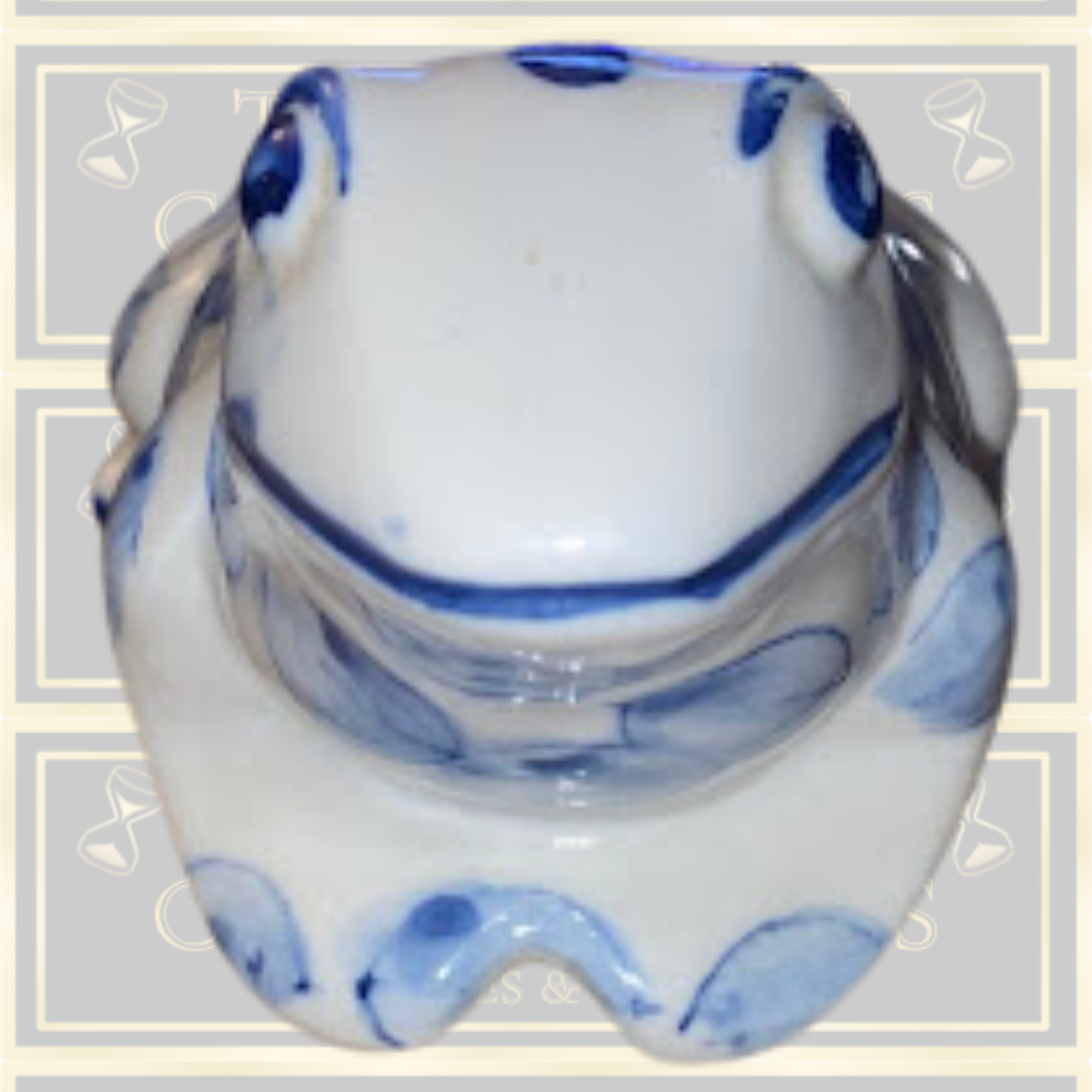 Vintage Blue White Delft Leaf Pattern Ceramic Frog Ornament